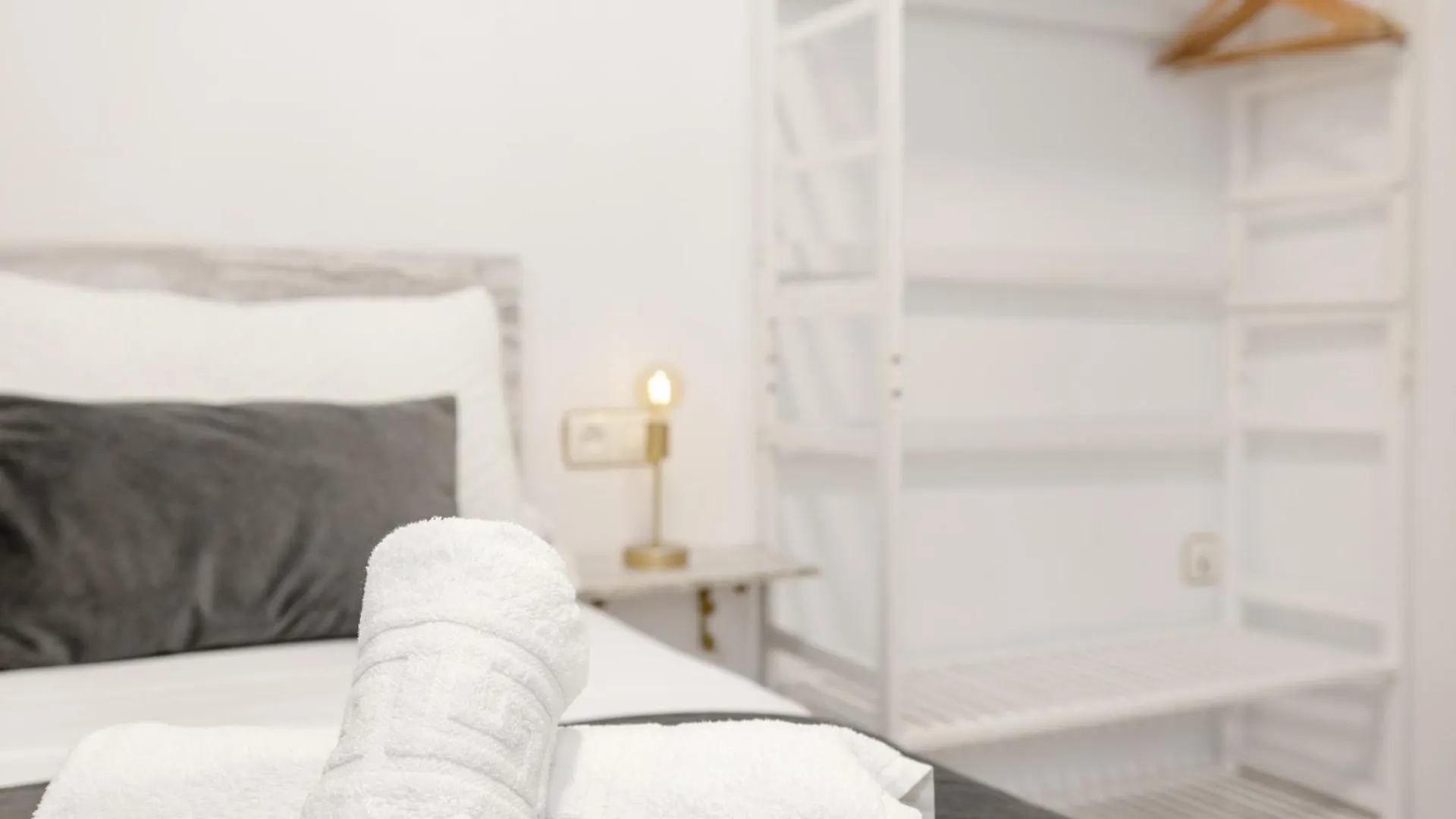 Apartamentos Trianasol Seville Apartment