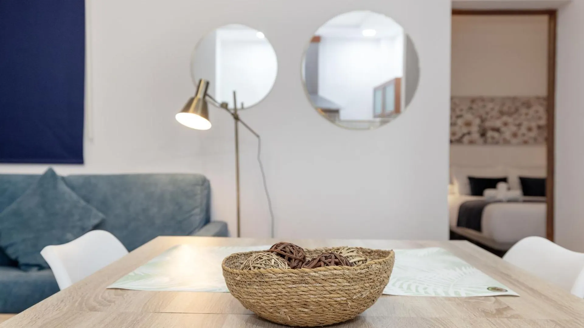 Apartamentos Trianasol Seville Apartment