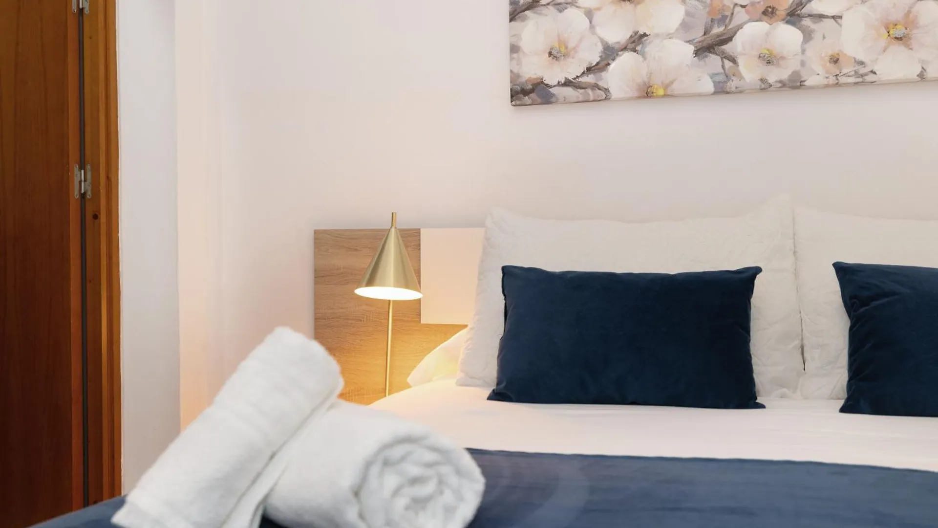 Apartamentos Trianasol Seville Spain