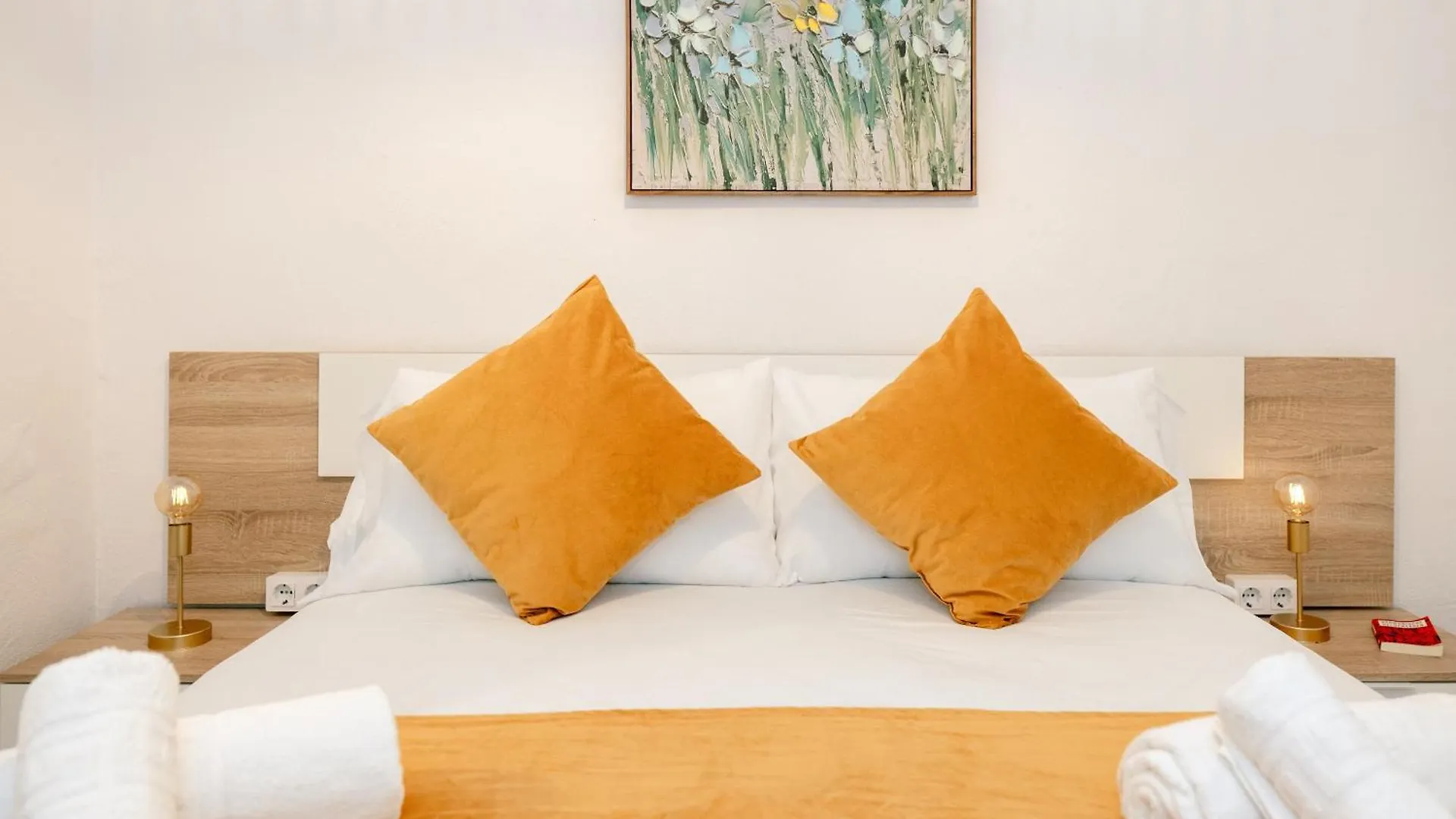 Apartamentos Trianasol Seville Apartment