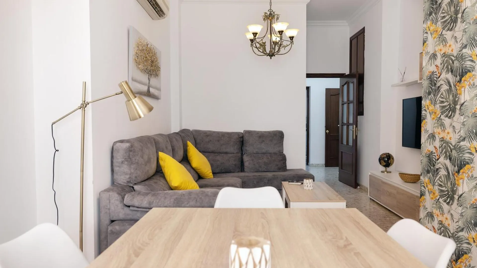 Apartamentos Trianasol Seville