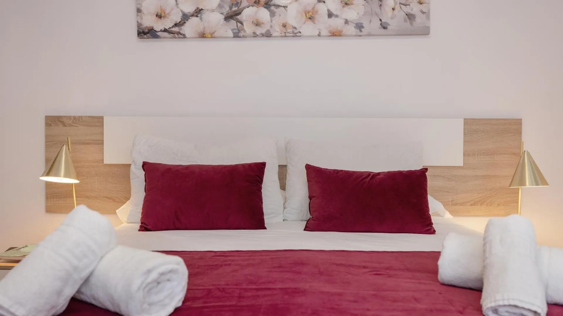 Apartment Apartamentos Trianasol Seville Spain